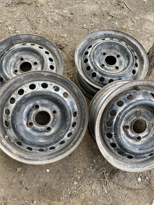 Диски 4*100 с иномарки  металические