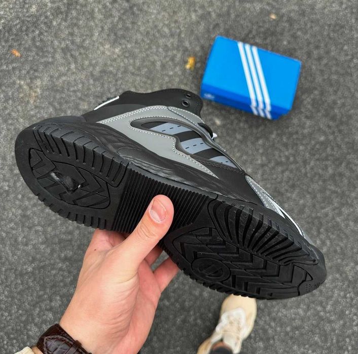 Мужские Зимние кроссовки Адидас кожаные с мехом черные серые