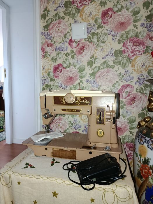 Máquina de costura vintage