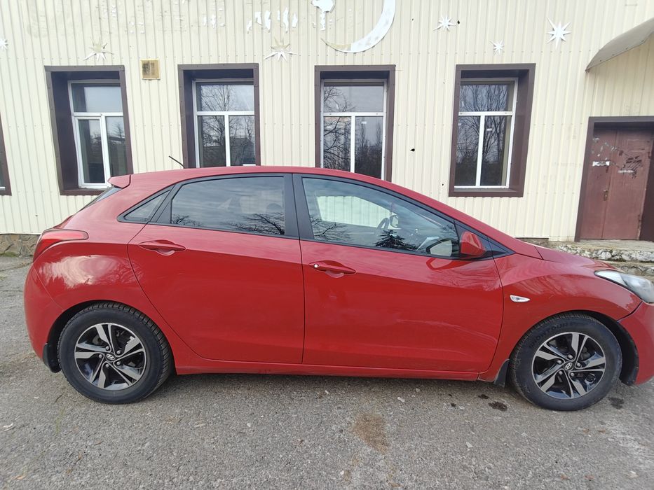Hyundai i30! 2013 год! 85 тысяч пробега!
