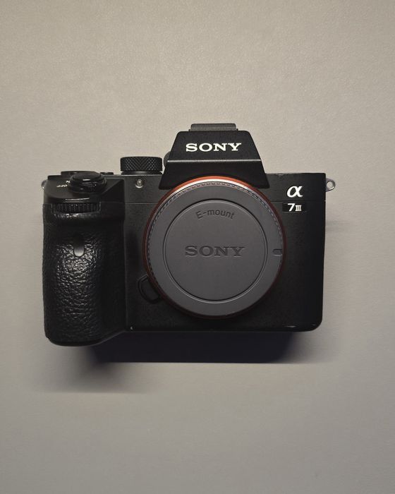 Sony A7 III + Sony FE 24-105mm F4 G OSS | Kit Profissional Foto e Vídeo