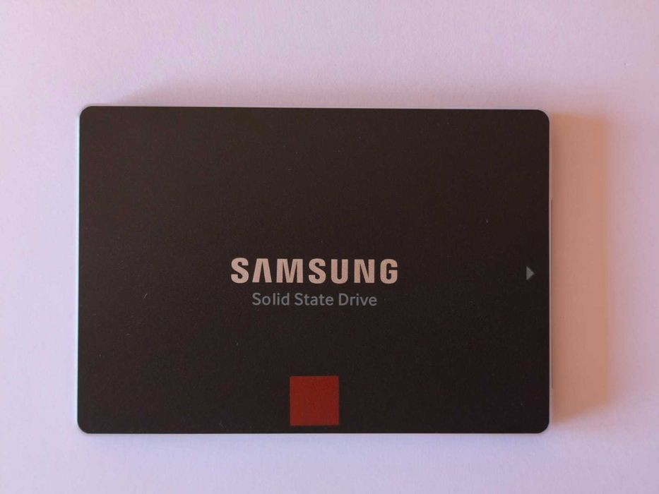 Disco SSD Samsung 850 Pro – 512GB (MZ-7KE512) – 2.5"