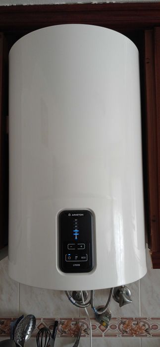 Termocumulador e fogão eléctrico