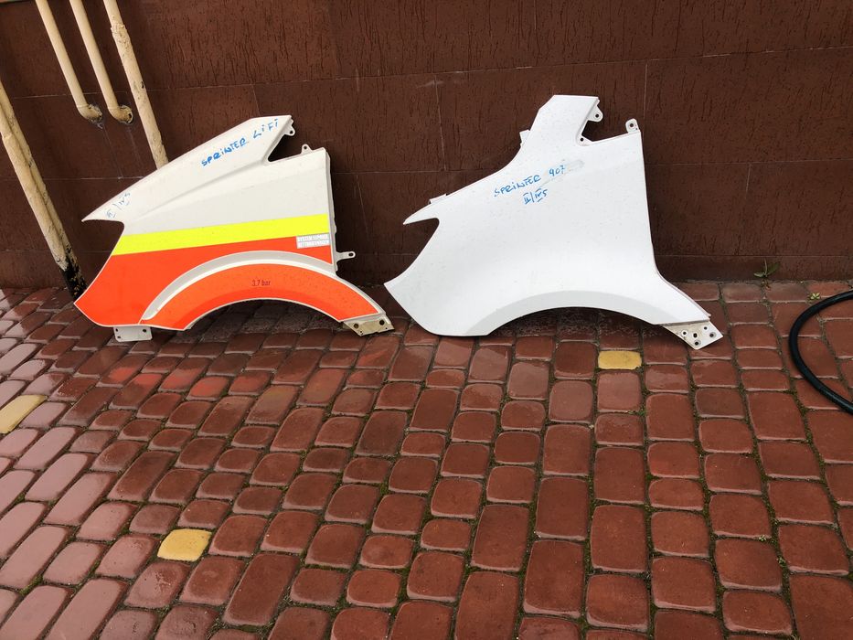 Крила крило на спринтер 907.  Sprinter 907 праве , ліве