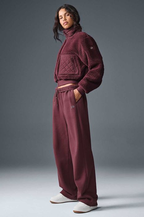 Куртка Alo Yoga Sherpa Edge Bomber Burgundy Truffle