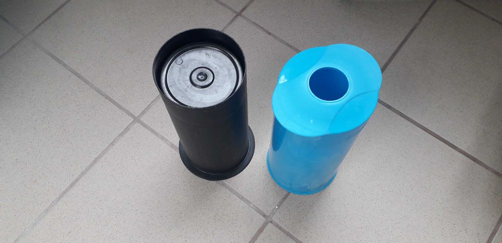 Zgniatarka do butelek, puszek i kartonów - MELICONI