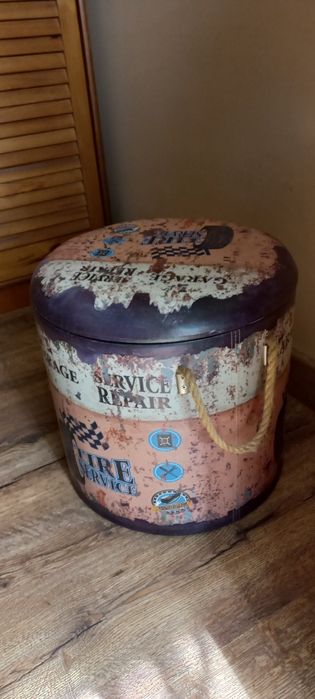 Banquinho com arrumação