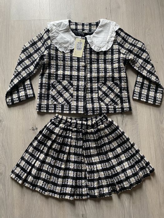 Для дівчинки 8-9 років