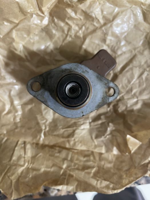 Válvula de controlo de pressão de combustivel clio1.5