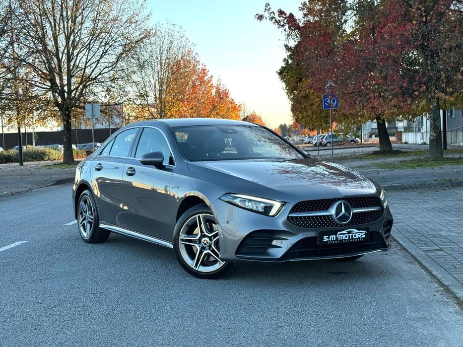 Mercedes-Benz A 250 Limousine e 8G-DCT AMG Line