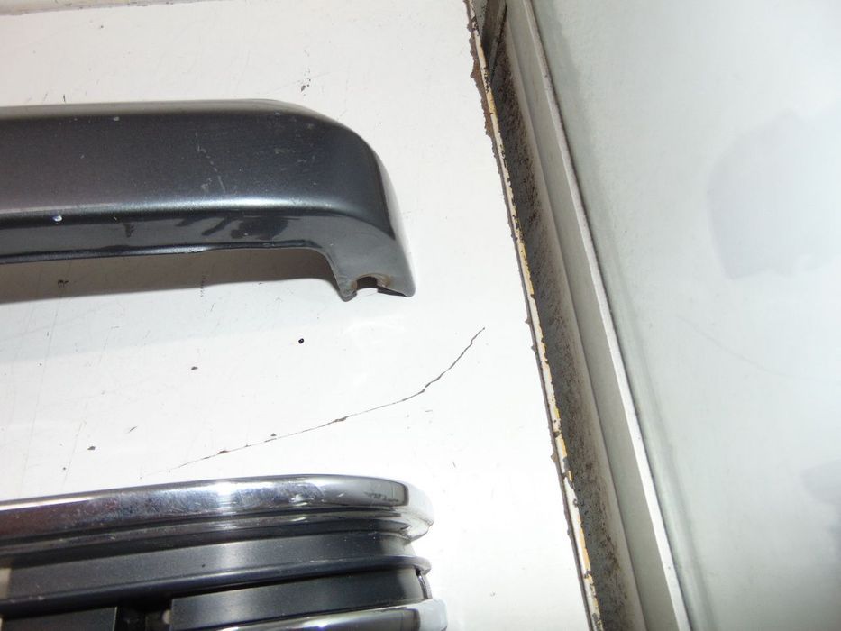 Mazda 2200 grelha/Frente de chapa