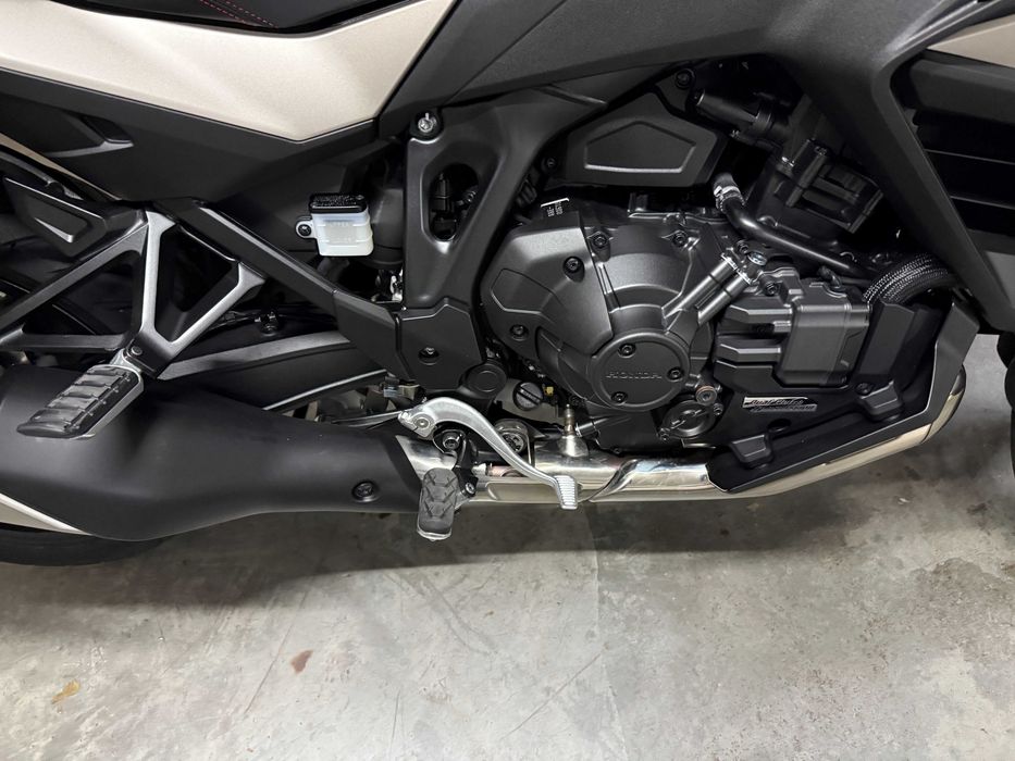 2025 Honda NT1100 DCT-ES
