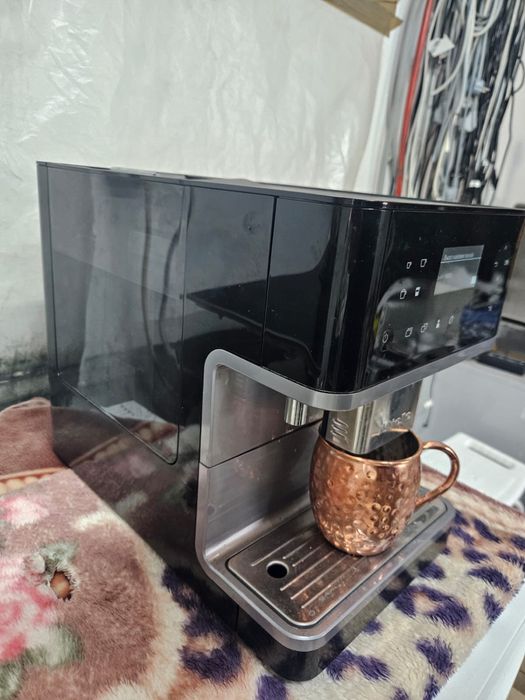 Пропоную кавомашину Miele свіжа модель в дуже гарному стані .