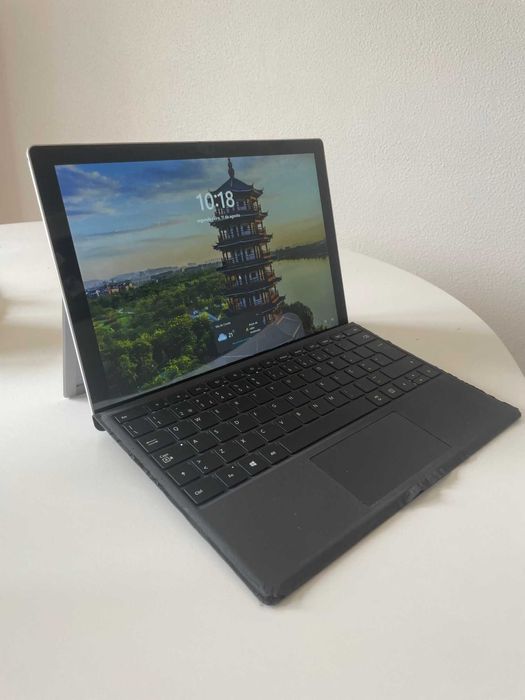 Microsoft Surface Pro 5