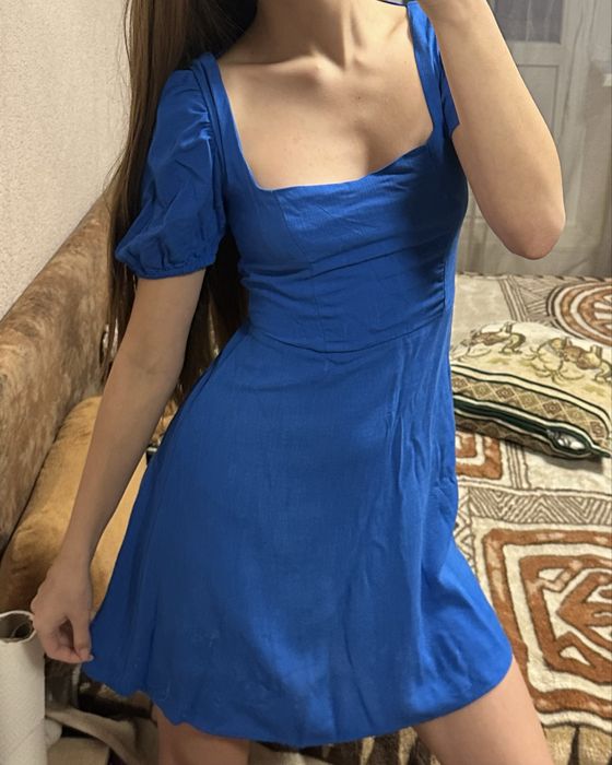 Синее платье Stradivarius