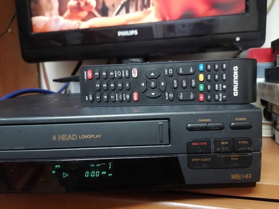 Magnetowid VHS Intervision V4096 (orion) pilot