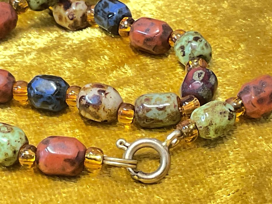 Colar duplo pedras cores mistas 130 cm