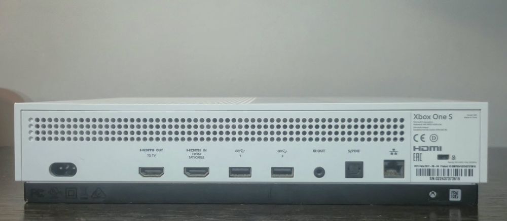 Konsola Xbox One S