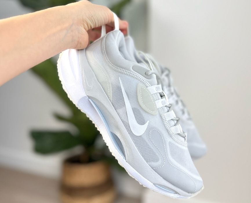 Топові кросівки Nike Spark  ( 36.5, 37.5, 38, 38.5, 39. 40, 40.5 рр.)