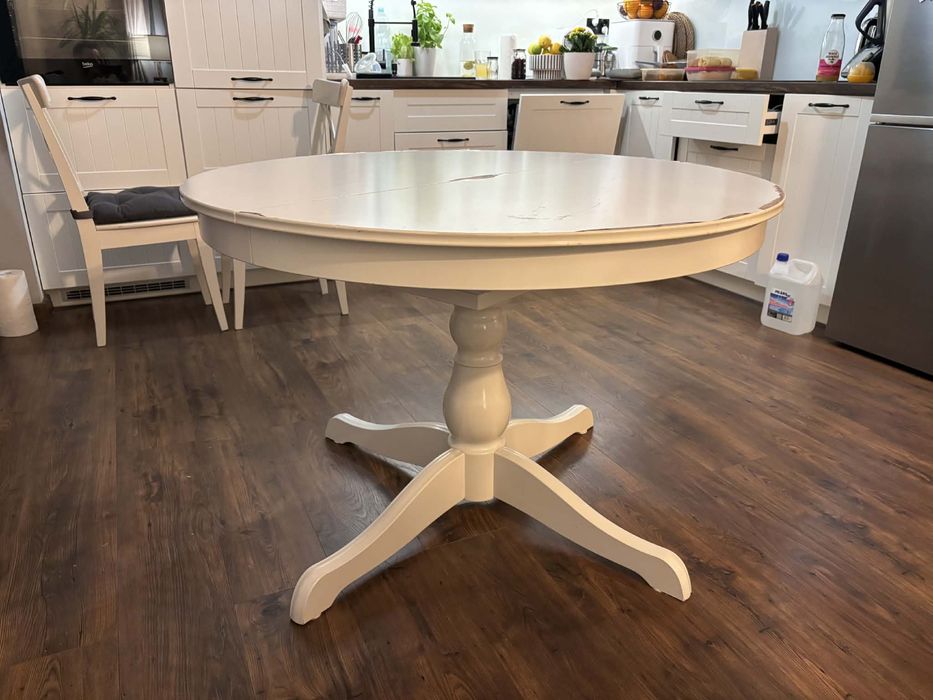 Stol rozkladany okragly