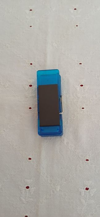 Íman Mola, embalado