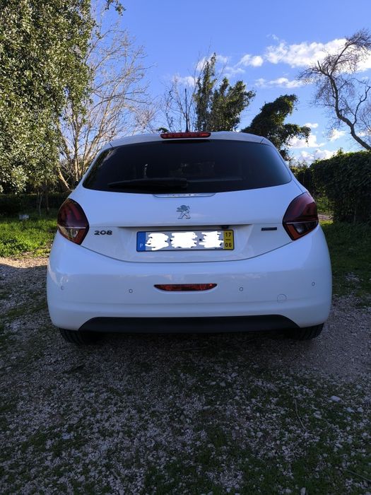 Peugeot 208 1.2 PureTech Style – Junho 2017