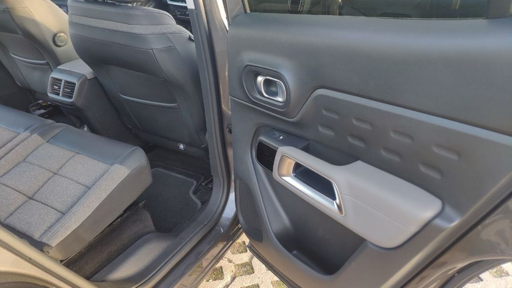 Citroën C5 Aircross Automático • SUV Premium • Conforto e Elegância