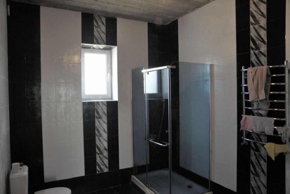 Будинок біля моря, Нова Дофінівка