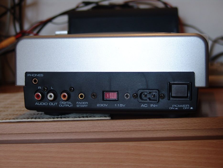 Leitor de CD STANTON S-250
