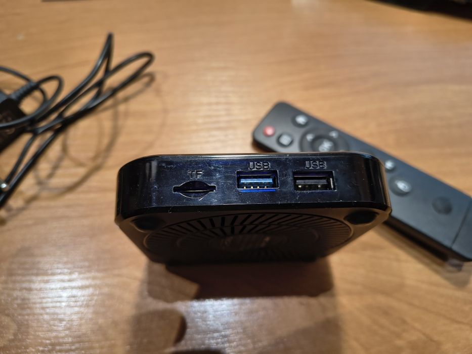 Smart TV Box HK1 RBOX