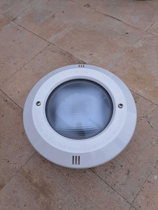 Luz led para piscina