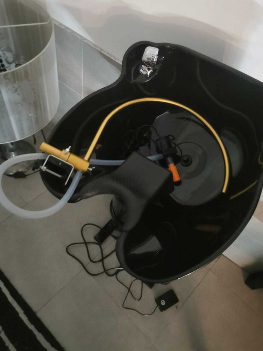 Oportunidade: Recheio Completo de Salão de Cabeleireiro e Estética