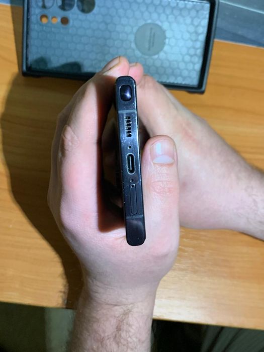 Samsung S23 Ultra 8/256 Black USA. Full комплект.