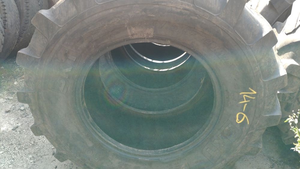 Шини 17.5LR24 (460/70R24) б/у