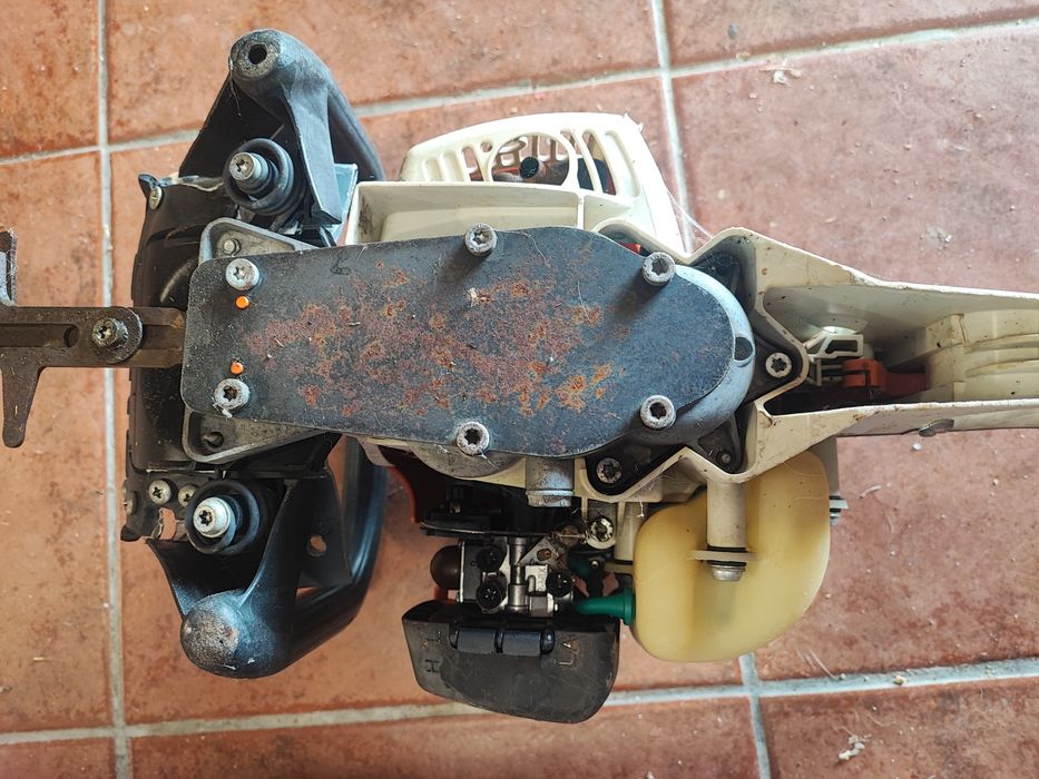 Corta sebes STIHL hs45 (para aproveitar motor)