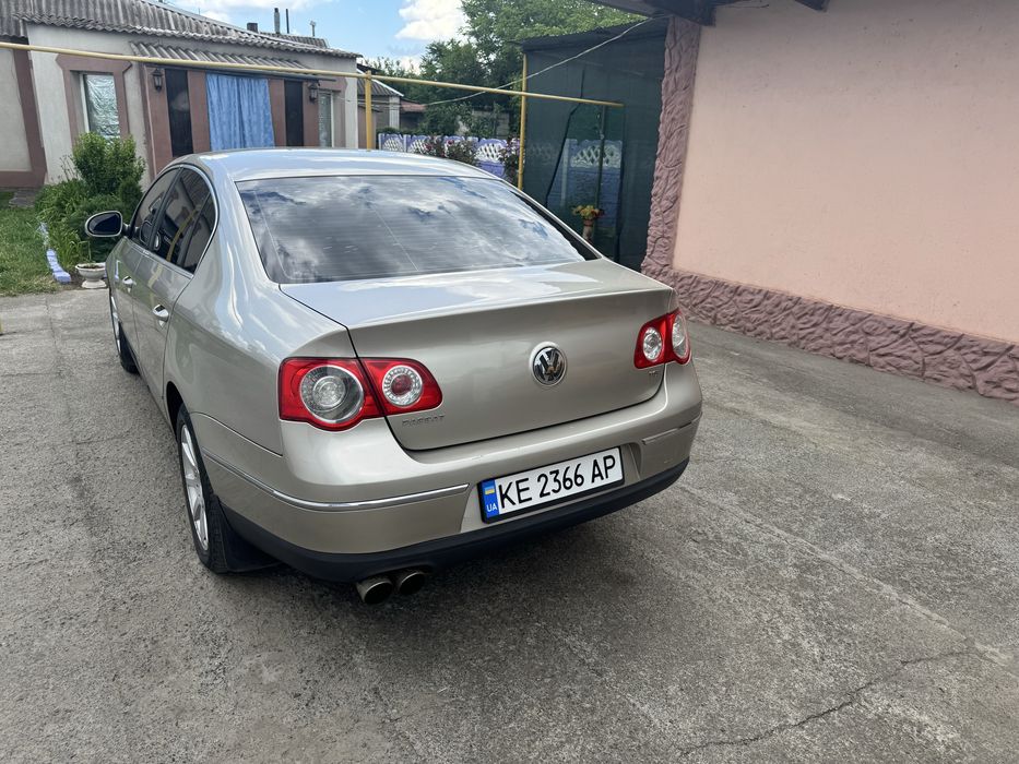 Volkswagen Passat B6 2008 года