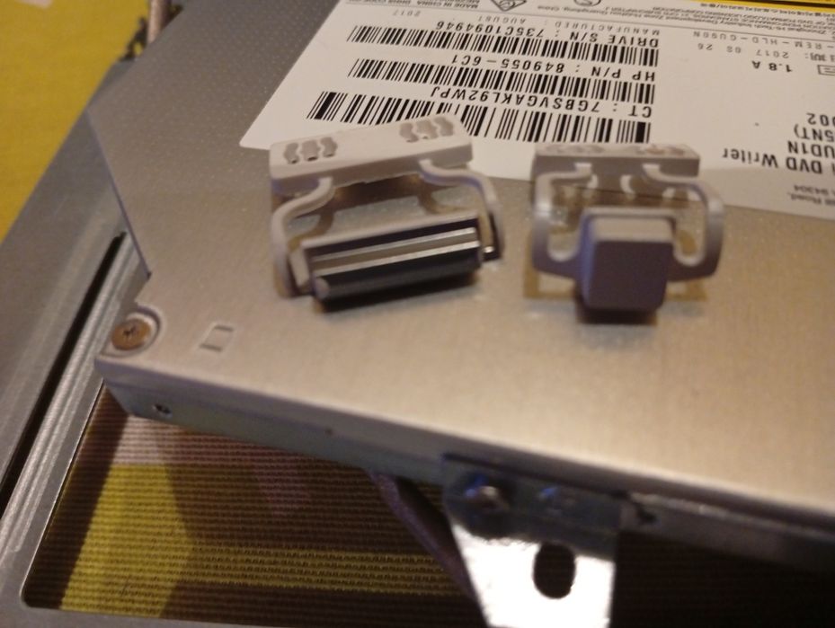 Peças de HP Pavilion All In One 24-r030ns