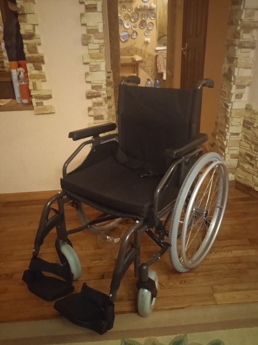 Крісло ,Візок інвалідний новий!