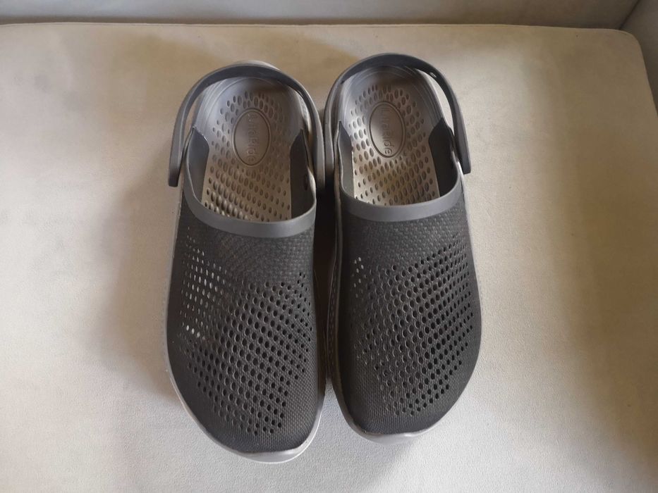 Buty klapki Crocs r.42