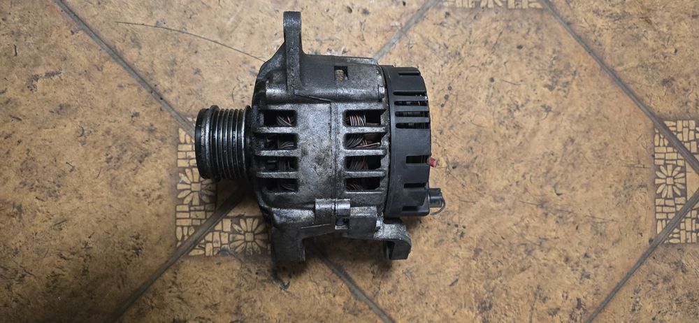 Alternator Renault Scenic II 1.9 DCI  82000  54588