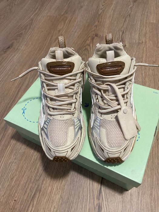 Кросівки off white be right back