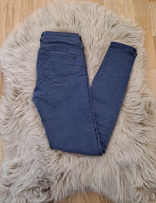 Granatowe jeansy Pull & Bear r. 36