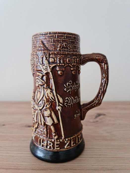 Beer Mugs64861693230722127
