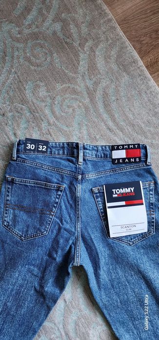 Джинси TOMMY JEANS нові