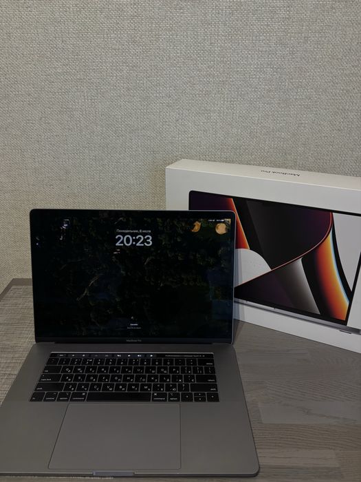 Macbook Pro 2019 touch bar