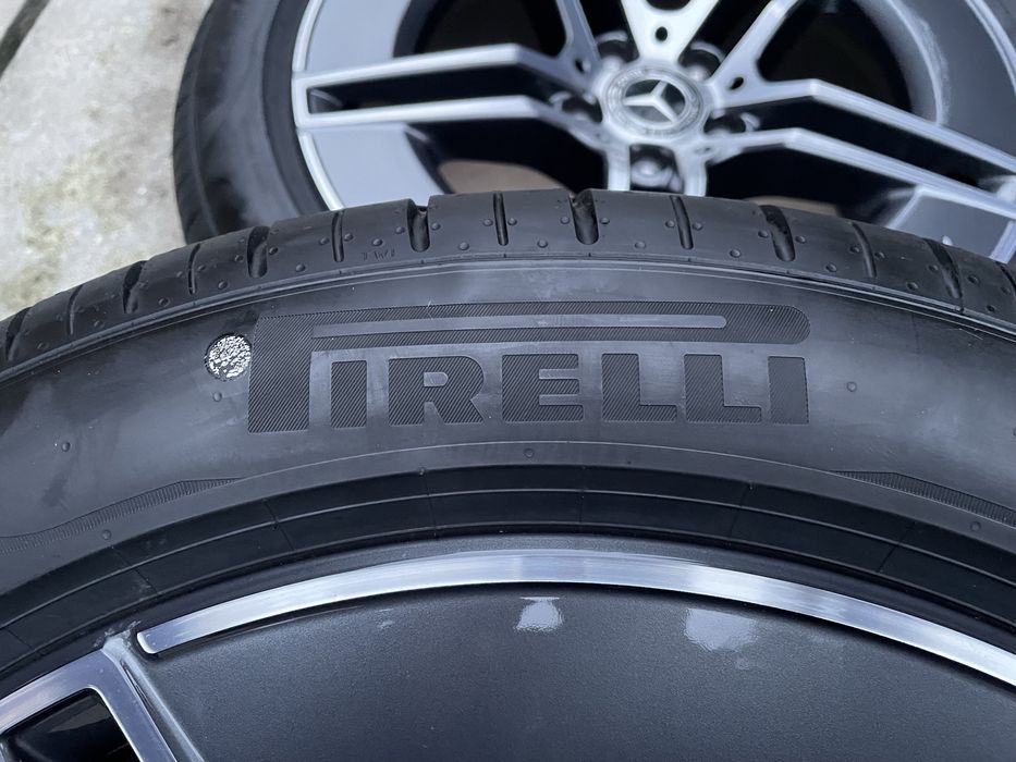 245/45 R19 + 275/40 R19 Pirelli PZero PZ4 * MO