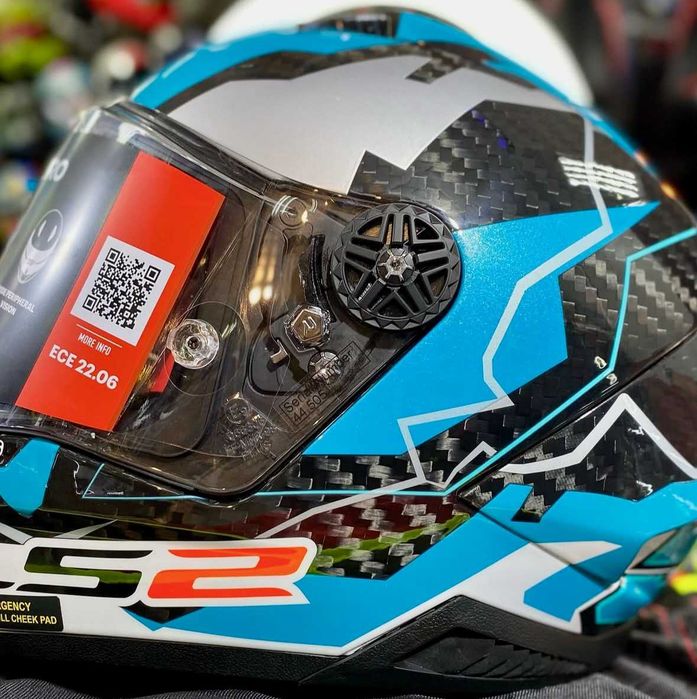 Capacete NOVO LS2 Thunder GP Aero (46% DESCONTO) Extras. Em M, L e XL
