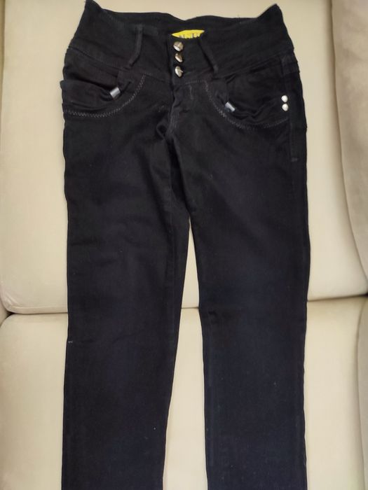 Брюки штани 25 розміру