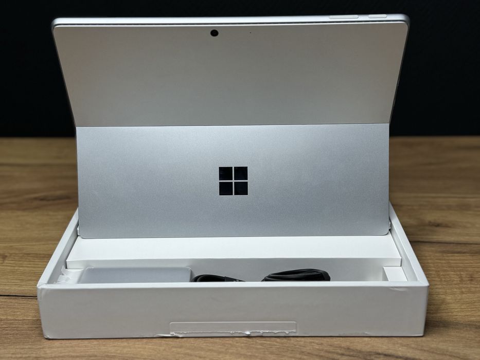 Microsoft Surface Pro 11 (Snapdragon X Elite / 16GB / 1TB)