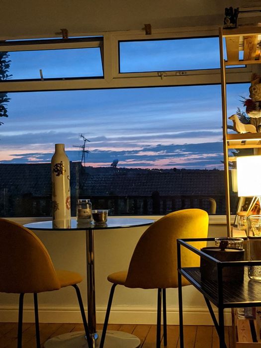 Mesa de jantar + 3 cadeiras